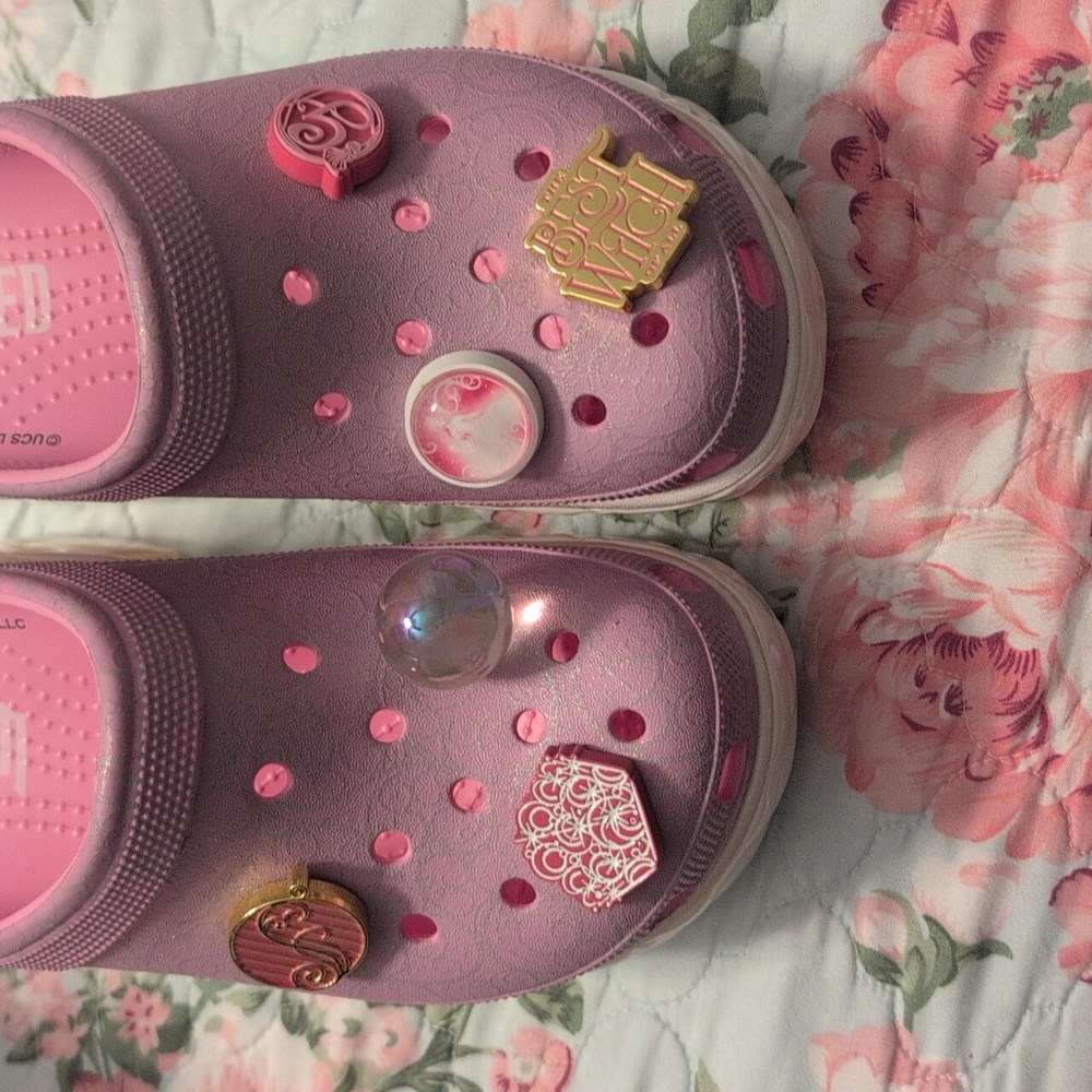 Wicked Crocs - Picture 2 of 8
